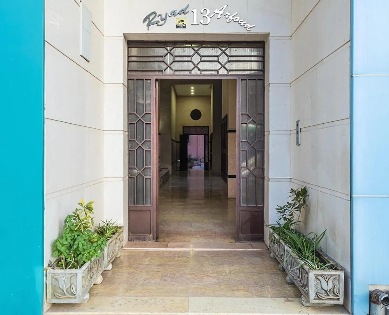Appartement Bien Equipe Au Centre Ville Garage Prive Et Climatiseur Fibre 5G Marrakesh 0*,  Morocco