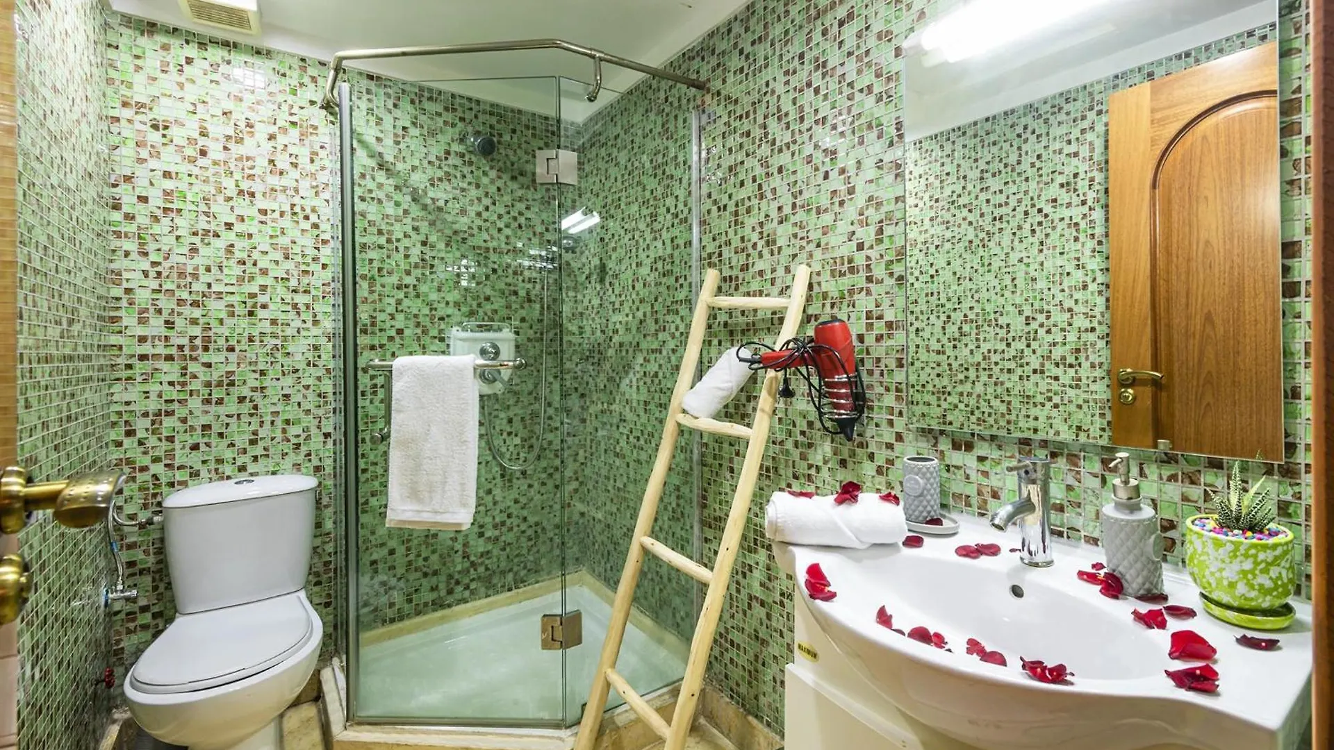 Appartement Bien Equipe Au Centre Ville Garage Prive Et Climatiseur Fibre 5G Marrakesh Apartment