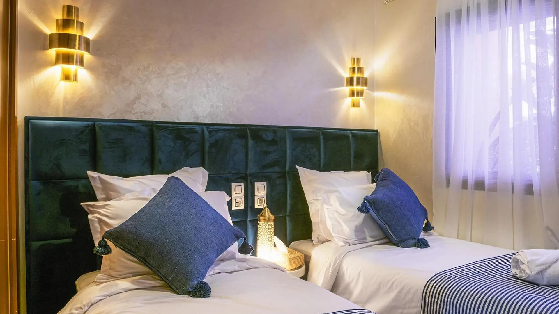 Apartment Appartement Bien Equipe Au Centre Ville Garage Prive Et Climatiseur Fibre 5G Marrakesh Morocco
