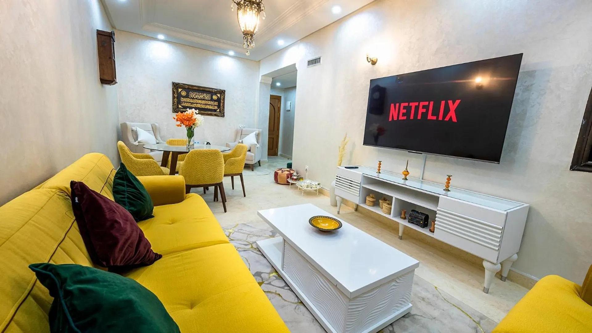 Appartement Bien Equipe Au Centre Ville Garage Prive Et Climatiseur Fibre 5G Marrakesh Morocco