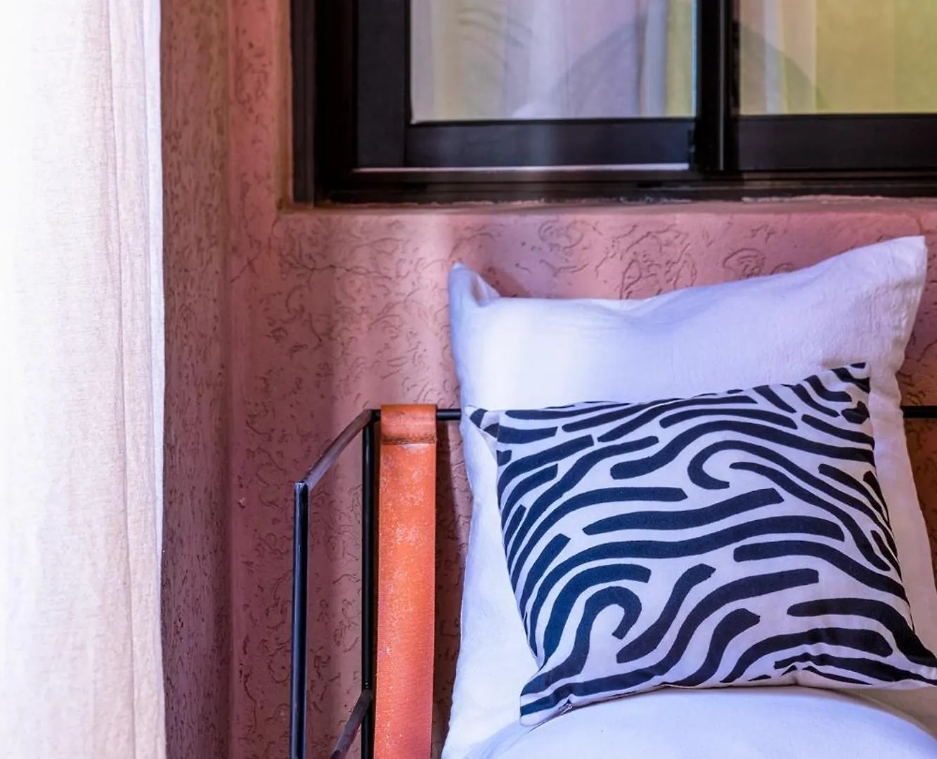 Appartement Bien Equipe Au Centre Ville Garage Prive Et Climatiseur Fibre 5G Marrakesh Appartamento