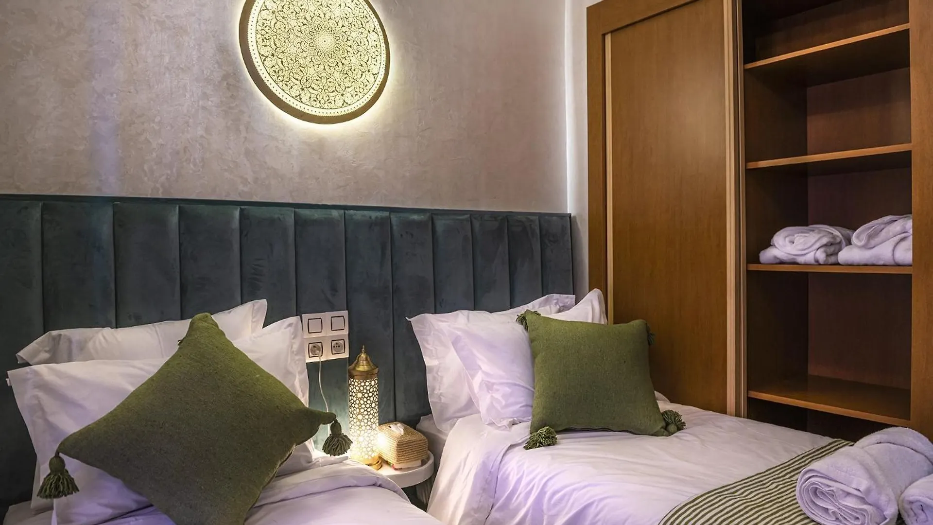 Appartement Bien Equipe Au Centre Ville Garage Prive Et Climatiseur Fibre 5G Marrakesh Appartamento
