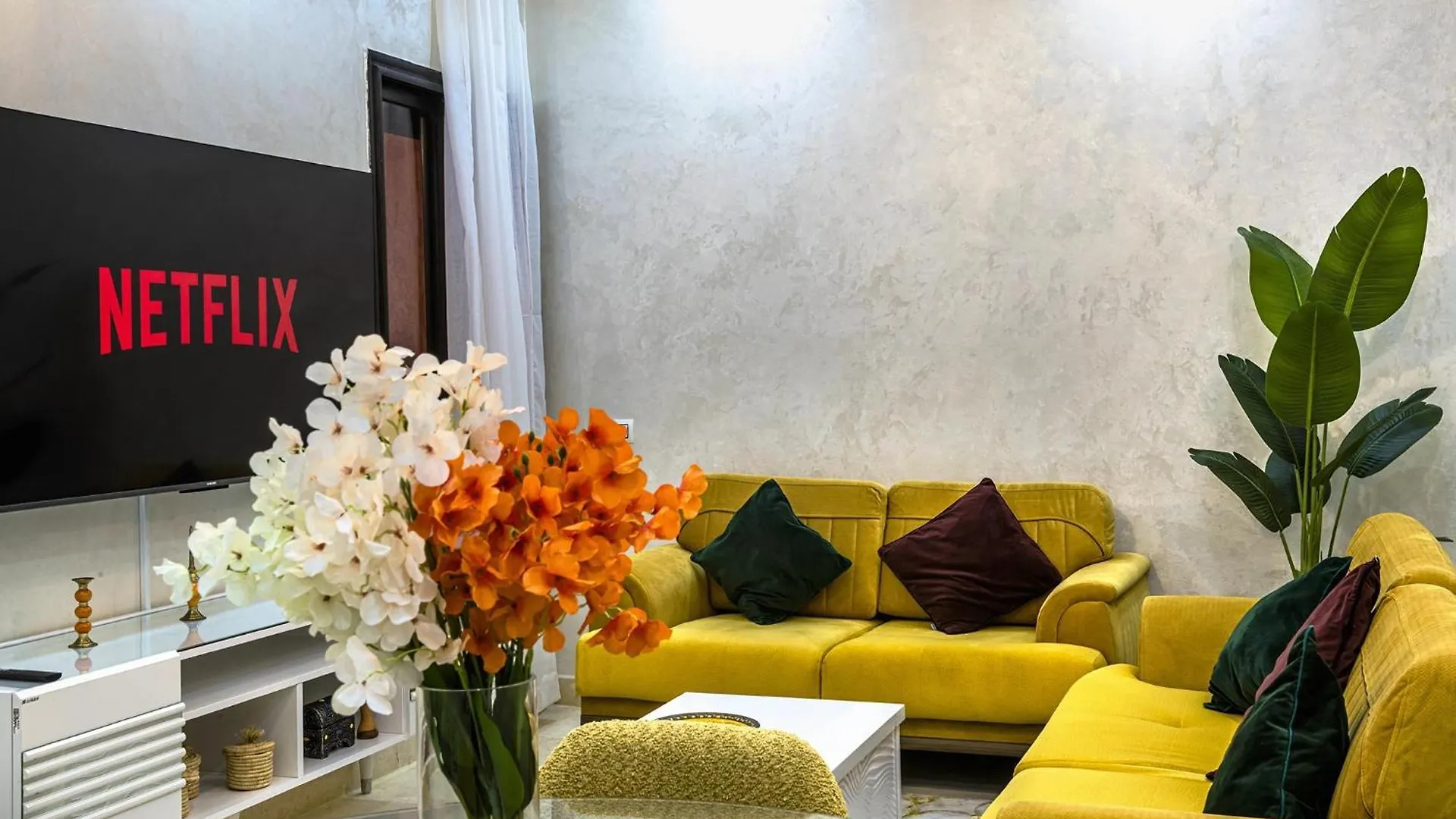 Appartement Bien Equipe Au Centre Ville Garage Prive Et Climatiseur Fibre 5G Marrakesh Appartamento